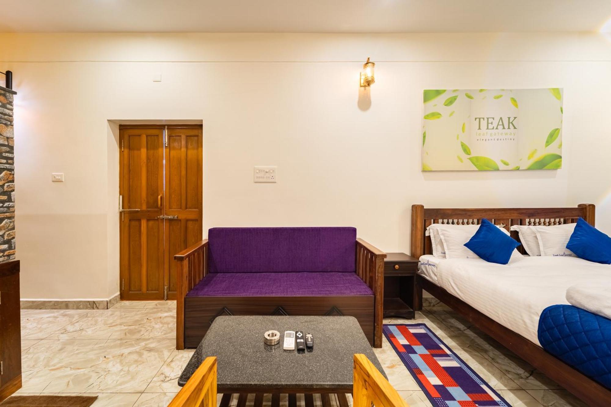 Teak Leaf Gateway Villa With Swimming Pool Indoor Games Kalapettai Exterior photo