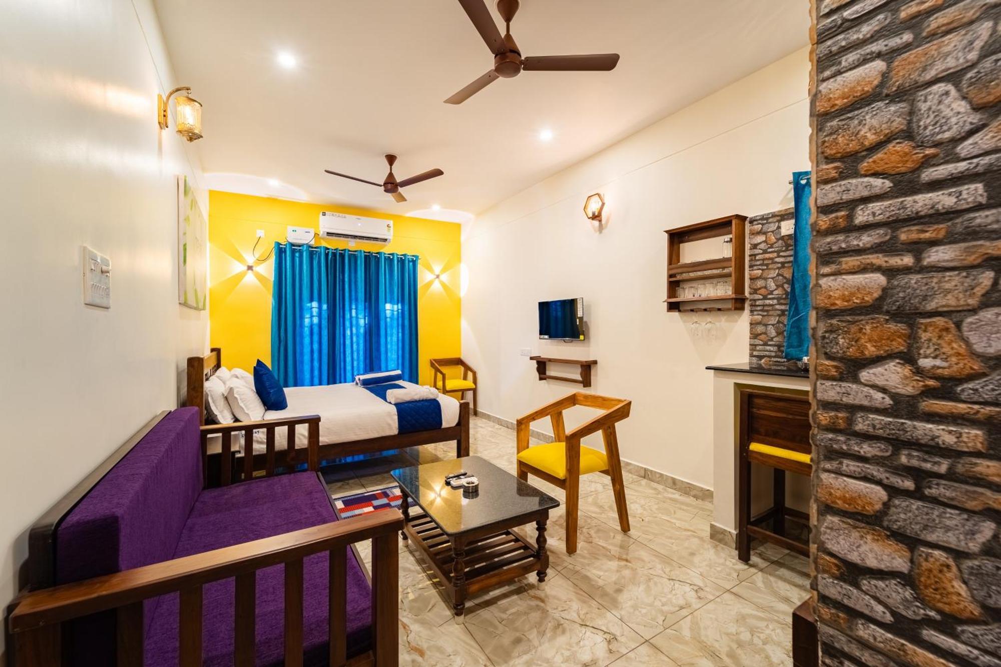 Teak Leaf Gateway Villa With Swimming Pool Indoor Games Kalapettai Exterior photo
