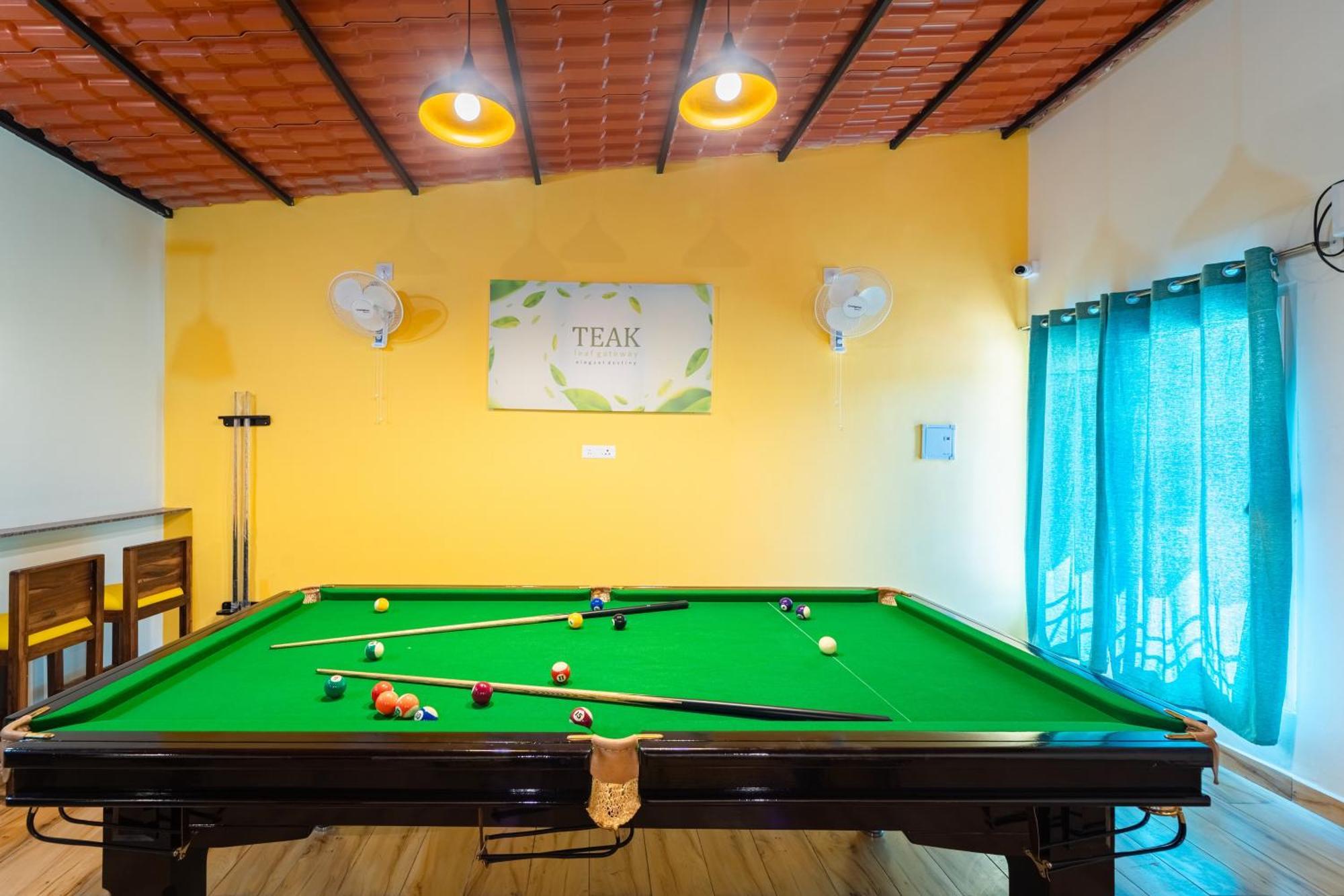 Teak Leaf Gateway Villa With Swimming Pool Indoor Games Kalapettai Exterior photo
